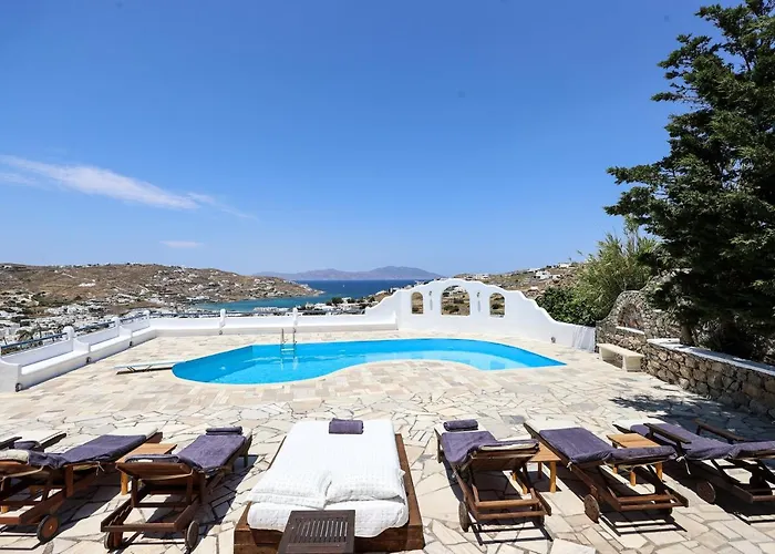 فيلة Mykonos In White