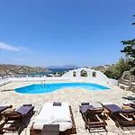 Villa Mykonos In White